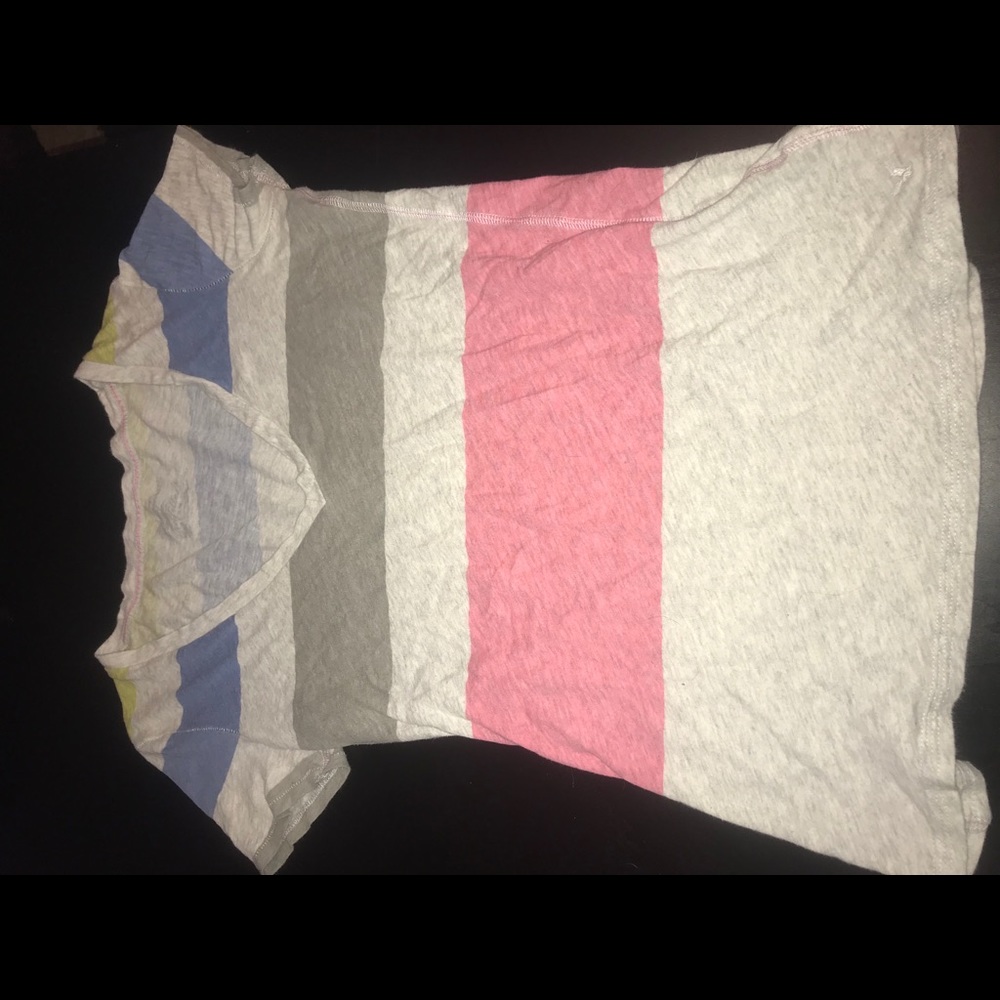 American eagle women’s  t shirt